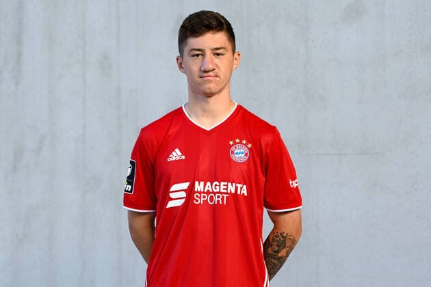 Angelo Stiller FC Bayern Munich II 3 League, portrait date 2020 2021 xslx