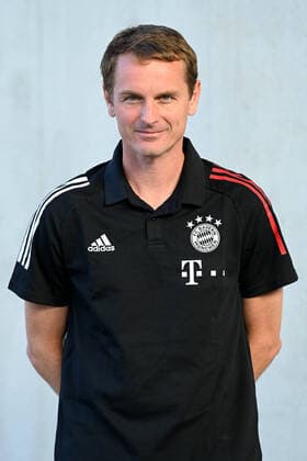 Christian Luthardt Sports psychologist FC Bayern Munich II 3 League, portrait date 2020 2021 xslx