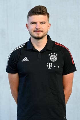 Simon Unger match analyst FC Bayern Munich II 3 League, portrait date 2020 2021 xslx