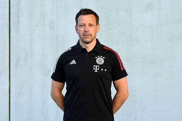 Holger Seitz Head Coach FC Bayern Munich II 3 League, portrait date 2020 2021 xslx