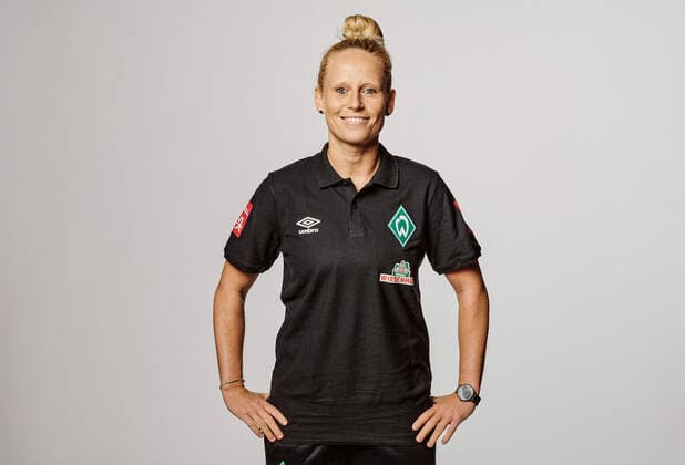 Portrait appointment Werder Bremen Laura Kersting Physiotherapist SV Werder Bremen Werder Bremen 1 BL, portrait appointment 2020 2021 nordphotox xHeidmann nph00001