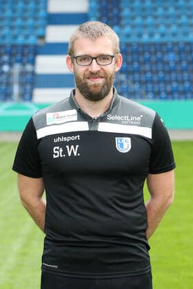 Team doctor Dr Stefan Wiegand 1 FC Magdeburg 3 League Season 2020 2021 3 League Portrait appointment 2020 2021 official photo appointment 1 FC Magdeburg in the MDCC Arena in Magdeburg portrait, portrait,Germany, football, man, men,GER,10 09 2020 Pressebuero Schroedter