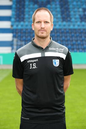 Team doctor Dr Jan Schüttrumpf, Schuettrumpf 1 FC Magdeburg 3 League Season 2020 2021 3 League Portrait appointment 2020 2021 official photo appointment 1 FC Magdeburg in the MDCC Arena in Magdeburg Portrait, Portrait,Germany, Football, Man, Men,GER,10 09 2020 Pressebuero Schroedter