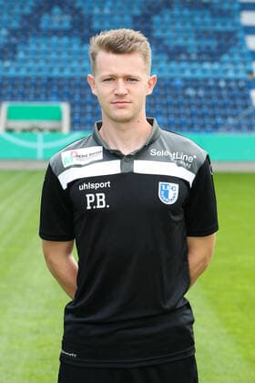 Physiotherapist Philipp Brix 1 FC Magdeburg 3 League season 2020 2021 3 League Portrait appointment 2020 2021 official photo appointment 1 FC Magdeburg in the MDCC Arena in Magdeburg Portrait, Portrait,Germany, Soccer, Man, Men,GER,10 09 2020 Pressebuero Schroedter