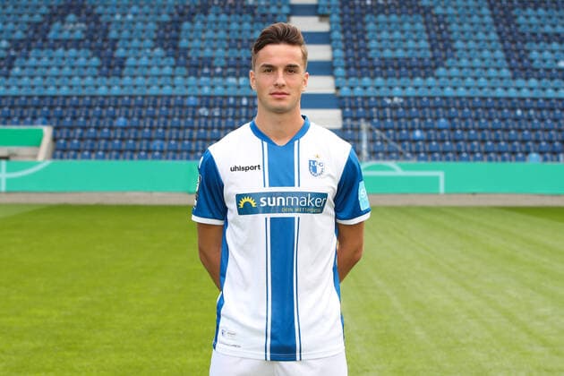 Adrian Malachowski 1 FC Magdeburg,6 3 Liga Season 2020 2021 3 Liga Portrait date 2020 2021 official photo session 1 FC Magdeburg in the MDCC Arena in Magdeburg Portrait, Portrait,Germany, Football, Man, Men,GER,10 09 2020 Pressebuero Schroedter