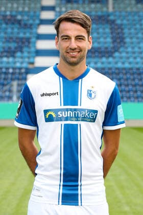 Christian Beck 1 FC Magdeburg,11 3 Liga season 2020 2021 3 Liga portrait date 2020 2021 official photo date 1 FC Magdeburg in the MDCC Arena in Magdeburg portrait, portrait,Germany, football, man, men,GER,10 09 2020 Pressebuero Schroedter