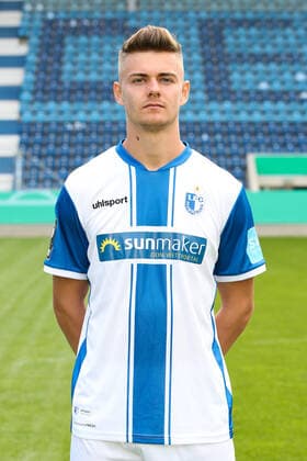 Daniel Steininger 1 FC Magdeburg,13 3 Liga season 2020 2021 3 Liga portrait date 2020 2021 official photo date 1 FC Magdeburg in the MDCC Arena in Magdeburg Portrait, Portrait,Germany, Football, Man, Men,GER,10 09 2020 Pressebuero Schroedter