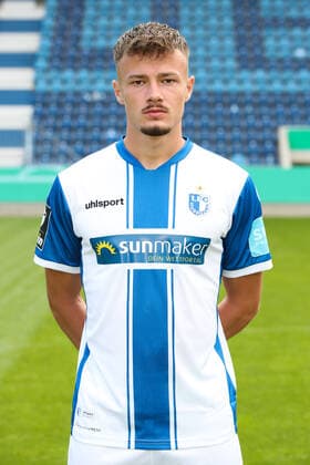 Henry Rorig 1 FC Magdeburg,15 3 Liga Season 2020 2021 3 Liga Portrait date 2020 2021 official photo session 1 FC Magdeburg in the MDCC Arena in Magdeburg Portrait, Portrait,Germany, Football, Man, Men,GER,10 09 2020 Pressebuero Schroedter