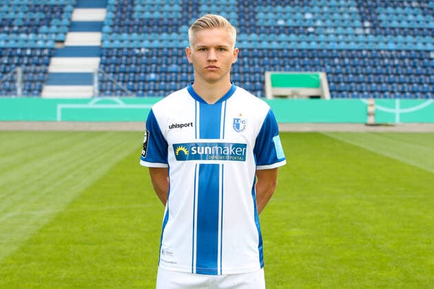 Andreas Mueller Müller 1 FC Magdeburg,16 3 Liga Season 2020 2021 3 Liga Portrait date 2020 2021 official photo session 1 FC Magdeburg in the MDCC Arena in Magdeburg Portrait,Portrait,Germany, Football, Man, Men,GER,10 09 2020 Pressebuero Schroedter