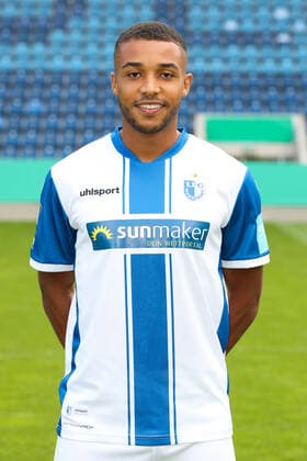 Leon Bell Bell 1 FC Magdeburg,19 3 Liga Season 2020 2021 3 Liga Portrait date 2020 2021 official photo session 1 FC Magdeburg in the MDCC Arena in Magdeburg Portrait,Portrait,Germany,Football,Man,Men,GER,10 09 2020 Pressebuero Schroedter