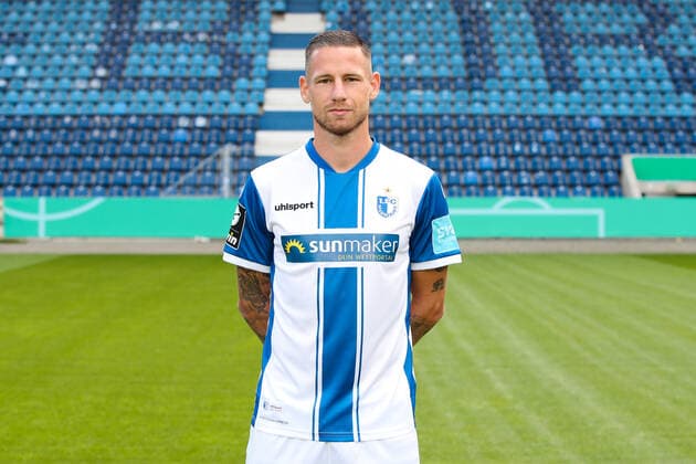 Timo Perthel 1 FC Magdeburg 3 Liga Season 2020 2021 3 Liga Portrait date 2020 2021 official photo session 1 FC Magdeburg in the MDCC Arena in Magdeburg Portrait, Portrait,Germany, Football, Man, Men,GER,10 09 2020 Pressebuero Schroedter