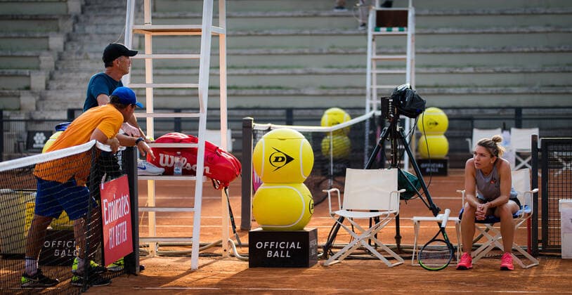 September 14, 2020, Rome, ITALY: Simona Halep of Romania during practice with coach Darren Cahill at the 2020 Internazionali BNL d Italia WTA, Tennis Damen Premier 5 tennis tournament Rome ITALY - ZUMAa181 20200914_zaa_a181_133 Copyright: xRobxPrangex