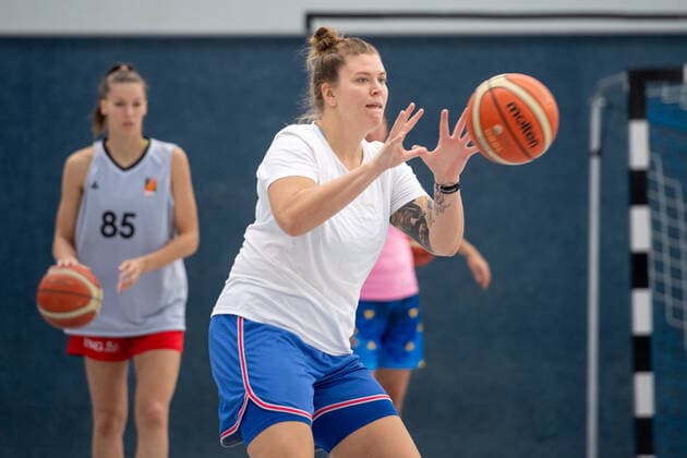 Klaudia Grudzien (GISA Lions SV Halle) Trainingsauftakt der GISA Lions in der Sporthalle Lettin GISA Lions SV Halle Basketball - 1. Bundesliga - ERDGAS Sportarena Halle (Saale) 15.09.2020 Foto: Holger John Sachsen-Anhalt Deutschland *** Klaudia Grudzien GISA Lions SV Halle Training start of the GISA Lions in the sports hall Lettin GISA Lions SV Halle Basketball 1 Bundesliga ERDGAS Sportarena Halle Saale 15 09 2020 Photo Holger John Sachsen Anhalt Germany