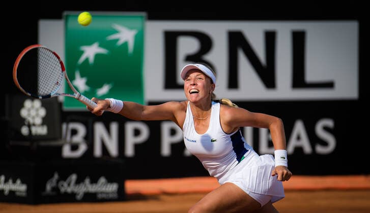 September 15, 2020, Rome, ITALY: Anett Kontaveit of Estonia in action during the first round of the 2020 Internazionali BNL d Italia WTA, Tennis Damen Premier 5 tennis tournament against Caroline Garcia of France Rome ITALY - ZUMAa181 20200915_zaa_a181_086 Copyright: xRobxPrangex