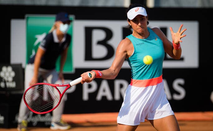 September 15, 2020, Rome, ITALY: Caroline Garcia of France in action during the first round of the 2020 Internazionali BNL d Italia WTA, Tennis Damen Premier 5 tennis tournament against Anett Kontaveit of Estonia Rome ITALY - ZUMAa181 20200915_zaa_a181_092 Copyright: xRobxPrangex