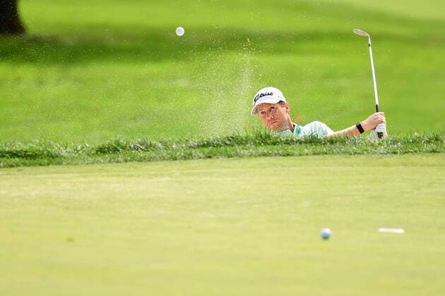 September 15, Mamaroneck, New York, USA: TYLER DUNCAN hits a bunker shot on the second hole during the practice round at the 2020 U.S. Open at Winged Foot Golf Club (West Course) in Mamaroneck, N.Y. on Tuesday, Sept. 15, 2020. Mamaroneck USA - ZUMAz03_ 20200915_zah_z03_866 Copyright: xRobertxBeck USGAx