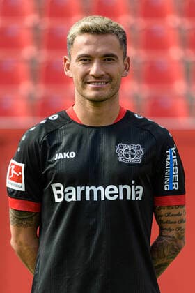 Charles Aranguiz Bayer Leverkusen 1 BL, portrait date 2020 2021 Leverkusen NRW Germany Poolfoto Uwe Kraft ,EDITORIAL USE ONLY