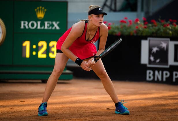 September 16, 2020, Rome, ITALY: Dayana Yastremska of Ukraine in action during her second-round match at the 2020 Internazionali BNL d Italia WTA, Tennis Damen Premier 5 tennis tournament against Amanda Anisimova of the United States Rome ITALY - ZUMAa181 20200916_zaa_a181_095 Copyright: xRobxPrangex