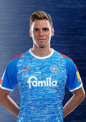 Simon Lorenz KSV, 19 Neu , Holstein Kiel 2 BL, portrait appointment 2020 2021, football, men, 17 09 2020, photo Holstein Kiel via HOLSTEINOFFICE POOL Kiel NLZ Projendorf Kiel Germany