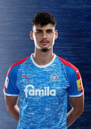 Janni Serra KSV, 23 , Holstein Kiel 2 BL, portrait appointment 2020 2021, football, men, 17 09 2020, photo Holstein Kiel via HOLSTEINOFFICE POOL Kiel NLZ Projendorf Kiel Germany