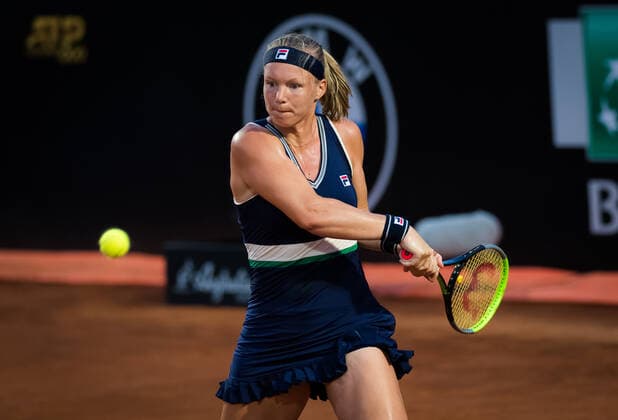 September 17, 2020, Rome, ITALY: Kiki Bertens of the Netherlands in action against Polona Hercog of Slovenia during her second-round match at the 2020 Internazionali BNL d Italia WTA, Tennis Damen Premier 5 tennis tournament Rome ITALY - ZUMAa181 20200917_zaa_a181_124 Copyright: xRobxPrangex