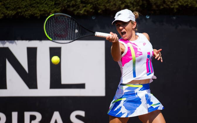 September 17, 2020, Rome, Italy: Simona Halep of Romania playing doubles with Monica Niculescu at the 2020 Internazionali BNL d Italia WTA, Tennis Damen Premier 5 tennis tournament Rome Italy - ZUMAa181 20200917_zaa_a181_029 Copyright: xRobxPrangex