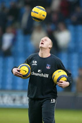 Fußball, Trainerhistorie Crystal Palace von 1905 bis heute Iain Dowie Crystal Palace Manager Manchester City V C. Palace City Of Manchester Stadium, Manchester, England 15 January 2005  Copyright: Allstar MichaelxMayhe 12817981