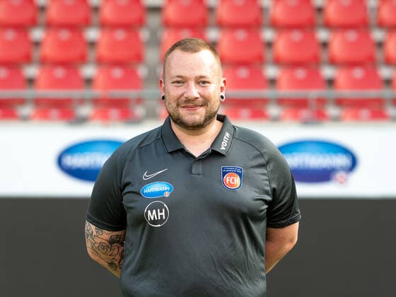 Manuel Henck, 1 FC Heidenheim 1846, 2 Bundesliga, team photo and portrait appointment, season 2020 2021, 17 09 2020, DFB DFL regulations prohibit any use of photographs as image sequences and or quasi video , 1 FC Heidenheim 1846, 2 Bundesliga, team photo and portrait appointment, clipping, shooting, season 2020 2021, 17 09 2020 Heidenheim Copyright: xEibner-Pressefoto SaschaxWaltherx EP_swa
