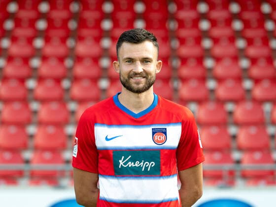 Denis Thomalla FC Heidenheim, 11 , 1 FC Heidenheim 1846, 2 Bundesliga, team photo and portrait appointment, season 2020 2021, 17 09 2020, DFB DFL regulations prohibit any use of photographs as image sequences and or quasi video , 1 FC Heidenheim 1846, 2 Bundesliga, team photo and portrait appointment, clipping, shooting, season 2020 2021, 17 09 2020 Heidenheim Copyright: xEibner-Pressefoto SaschaxWaltherx EP_swa