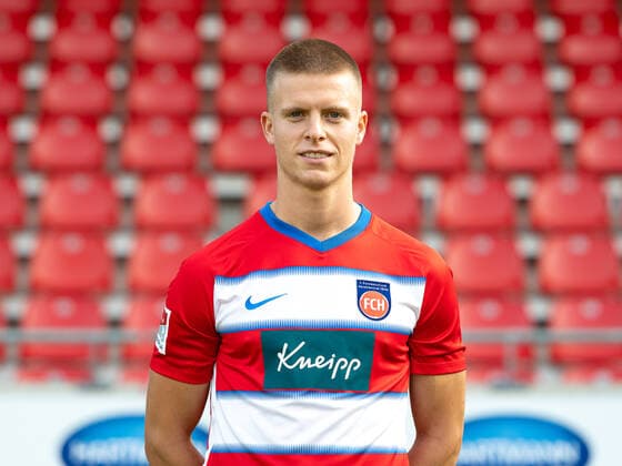Dzenis Burnic FC Heidenheim, 20 , 1 FC Heidenheim 1846, 2 Bundesliga, team photo and portrait appointment, season 2020 2021, 17 09 2020, DFB DFL regulations prohibit any use of photographs as image sequences and or quasi video , 1 FC Heidenheim 1846, 2 Bundesliga, team photo and portrait appointment, clipping, shooting, season 2020 2021, 17 09 2020 Heidenheim Copyright: xEibner-Pressefoto SaschaxWaltherx EP_swa