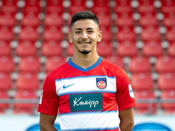Kevin Sessa FC Heidenheim, 16 , 1 FC Heidenheim 1846, 2 Bundesliga, team photo and portrait appointment, season 2020 2021, 17 09 2020, DFB DFL regulations prohibit any use of photographs as image sequences and or quasi video , 1 FC Heidenheim 1846, 2 Bundesliga, team photo and portrait appointment, clipping, shooting, season 2020 2021, 17 09 2020 Heidenheim Copyright: xEibner-Pressefoto SaschaxWaltherx EP_swa