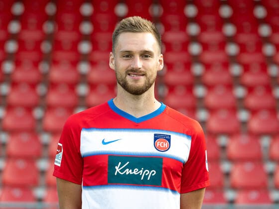 Patrick Mainka FC Heidenheim, 06 , 1 FC Heidenheim 1846, 2 Bundesliga, team photo and portrait appointment, season 2020 2021, 17 09 2020, DFB DFL regulations prohibit any use of photographs as image sequences and or quasi video , 1 FC Heidenheim 1846, 2 Bundesliga, team photo and portrait appointment, clipping, shooting, season 2020 2021, 17 09 2020 Heidenheim Copyright: xEibner-Pressefoto SaschaxWaltherx EP_swa