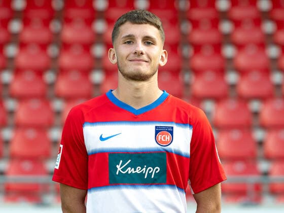 Julian Stark FC Heidenheim, 25 , 1 FC Heidenheim 1846, 2 Bundesliga, team photo and portrait appointment, season 2020 2021, 17 09 2020, DFB DFL regulations prohibit any use of photographs as image sequences and or quasi video , 1 FC Heidenheim 1846, 2 Bundesliga, team photo and portrait appointment, clipping, shooting, season 2020 2021, 17 09 2020 Heidenheim Copyright: xEibner-Pressefoto SaschaxWaltherx EP_swa