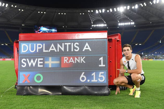 Bilder des Jahres 2020, Sport 09 September Sport Themen der Woche KW38 Roma , Leichtathletik, Track&Field, World athletics Meeting, Wanda Diamond League Roma, 2020, 17.09.2020, Olympia Stadion Roma, Armand Duplantis, Ergebnistafel, 6m15 Stabhochsprung *** Roma, Athletics, Track Field, World athletics Meeting, Wanda Diamond League Roma, 2020, 17 09 2020, Olympic Stadium Roma, Armand Duplantis, Results board, 6m15 pole vault