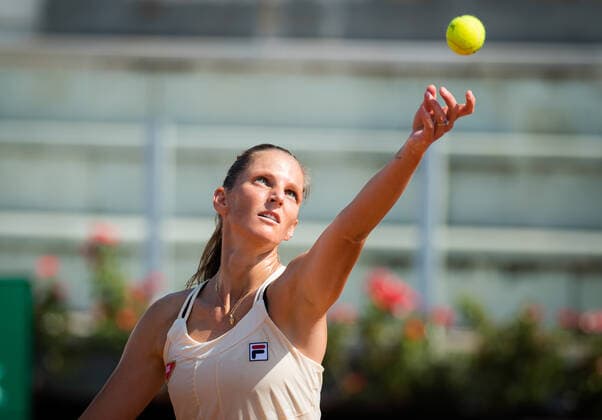 September 18, 2020, Rome, ITALY: Karolina Pliskova of the Czech Republic in action against Anna Blinkova of Russia during her third-round match at the 2020 Internazionali BNL d Italia WTA, Tennis Damen Premier 5 tennis tournament Rome ITALY - ZUMAa181 20200918_zaa_a181_051 Copyright: xRobxPrangex