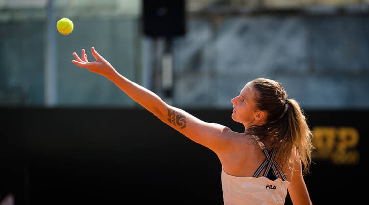 September 18, 2020, Rome, ITALY: Karolina Pliskova of the Czech Republic in action against Anna Blinkova of Russia during her third-round match at the 2020 Internazionali BNL d Italia WTA, Tennis Damen Premier 5 tennis tournament Rome ITALY - ZUMAa181 20200918_zaa_a181_058 Copyright: xRobxPrangex