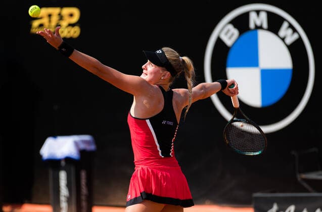 September 18, 2020, Rome, ITALY: Dayana Yastremska of Ukraine in action against Simona Halep of Romania during the third round at the 2020 Internazionali BNL d Italia WTA, Tennis Damen Premier 5 tennis tournament Rome ITALY - ZUMAa181 20200918_zaa_a181_079 Copyright: xRobxPrangex