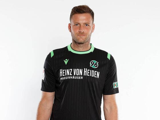 Hannover 96 team photos 2020, Hannover, 2 League, individual portraits of Hannover 96, in the picture Michael Esser 31, Hannover POOLFOTOS HANNOVER 96 via Joachim Sielski Hannover Lower Saxony Germany Poolfoto Hannover 96 ,EDITORIAL USE ONLY