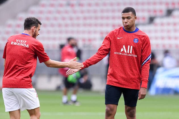 ECHAUFFEMENT - 07 KYLIAN MBAPPE (PSG) FOOTBALL : Nice vs Paris SG - Ligue 1 Uber Eats - 20 09 2020 FEP Panoramic 