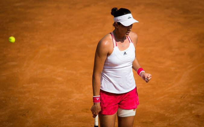September 20, 2020, Rome, ITALY: Garbine Muguruza of Spain in action during the semi-final of the 2020 Internazionali BNL d Italia WTA, Tennis Damen Premier 5 tennis tournament against Simona Halep of Romania Rome ITALY - ZUMAa181 20200920_zaa_a181_022 Copyright: xRobxPrangex