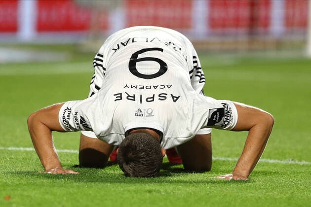 Eupen s Smail Prevljak celebrate after scoring during a soccer match between Royal Antwerp FC and KAS Eupen, Sunday 20 September 2020 in Deurne, Antwerp, on day 6 of the Jupiler Pro League first division of the Belgian championship. DAVIDxPINTENS  x2548494x