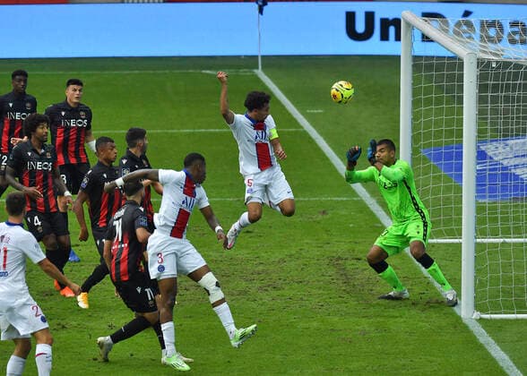 but de Marquinhos FOOTBALL : Ligue 1 - 20 09 2020 OGC Nice vs PSG MAO Panoramic 