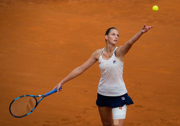 September 21, 2020, Rome, ITALY: Karolina Pliskova of the Czech Republic in action against Simona Halep of Romania during the final of the 2020 Internazionali BNL d Italia WTA, Tennis Damen Premier 5 tennis tournament Rome ITALY - ZUMAa181 20200921_zaa_a181_038 Copyright: xRobxPrangex