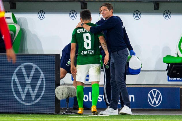 20 09 2020 Football, 2020 2021, 1 Bundesliga, VfL Wolfsburg Bayer 04 Leverkusen L R Renato Steffen Wolfsburg , Oliver Glasner Coach Wolfsburg Wolfsburg Wolfsburg Lower Saxony Germany Volkswagen Arena