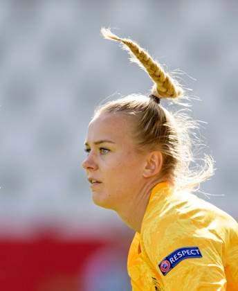 Goalkeeper Goalkeeper Merle FROHMS GER with flying plait football international women, European Championship qualification, Germany GER Ireland IRL 3 0, on 19 09 2020 in Essen Germany Â