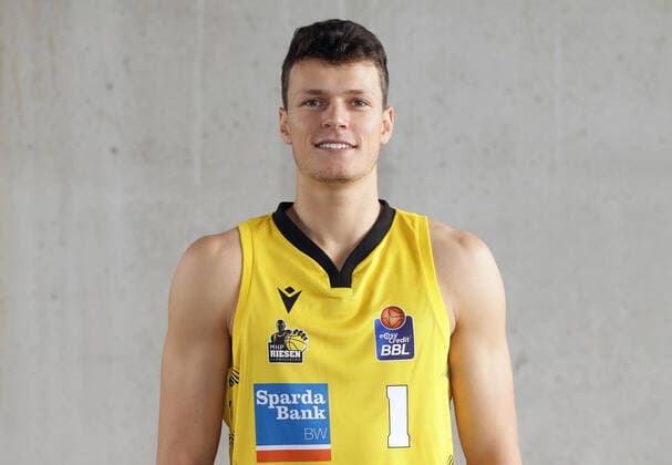 Ludwigsburg , Basketball Photography MHP Giant Ludwigsburg , Yannick Wetzell