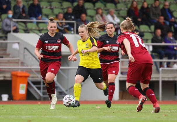 xjfx 27 09 09 2020 DFB Pokal Frauen SC Opel 06 Rüsselsheim 1 FC Nürnberg v l , Jessica May 1 FC Nürnberg Frauen , Jessica Bartsch SC Opel Rüsselsheim Frauen , Leonie Vogel 1 FC Nürnberg Frauen , Franziska Mai 1 FC Nürnberg Frauen DFL DFB REGULATIONS PROHIBIT ANY USE OF PHOTOGRAPHS as IMAGE SEQUENCES and or QUASI VIDEO Copyright: HMBxMedia