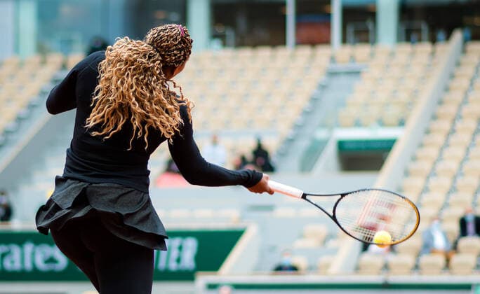 September 28, 2020, Paris, FRANCE: Serena Williams of the United States in action against Kristie Ahn of the United States during the first round at the 2020 Roland Garros Grand Slam tennis tournament Paris FRANCE - ZUMAa181 20200928_zaa_a181_182 Copyright: xRobxPrangex