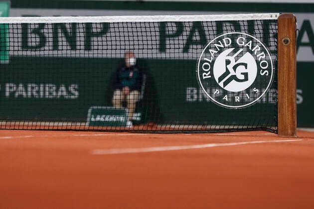 TENNIS - ATP, Tennis Herren French Open 2020 PARIS,FRANCE,30SEP.20 - TENNIS - ATP World Tour, French Open, Roland Garros, Grand Slam. Image shows a feature of the net with the Roland Garros Logo. GEPAxpictures xPatrickxSteiner
