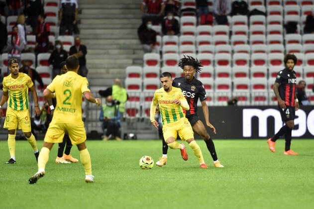 26 IMRAN LOUZA (NAN) - 19 KHEPHREN THURAM (NICE) FOOTBALL : Nice vs Nantes - Ligue 1 Uber Eats - 03 10 2020 FEP Panoramic 